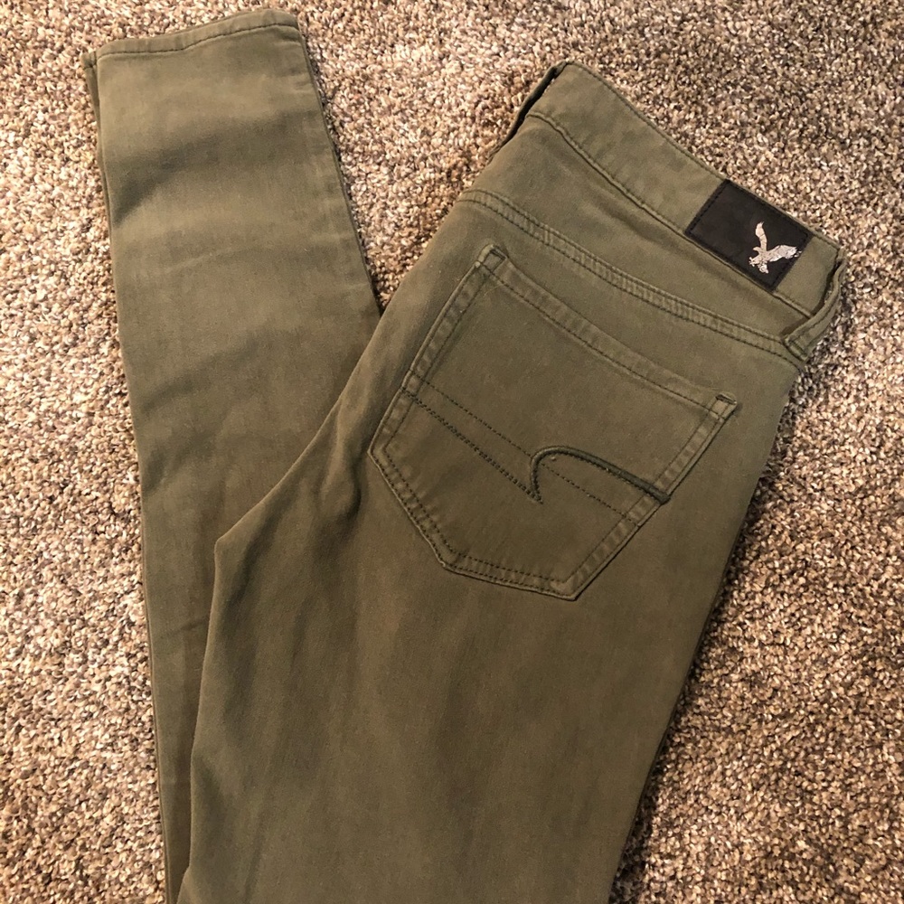 size 4 American Eagle Super Stretch Jeggings